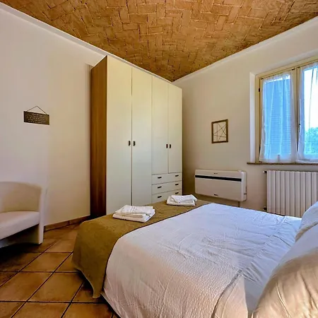 Apartmán Vicino Al Centro E A Parcheggi Gratuiti - Affresco Strepitoso *