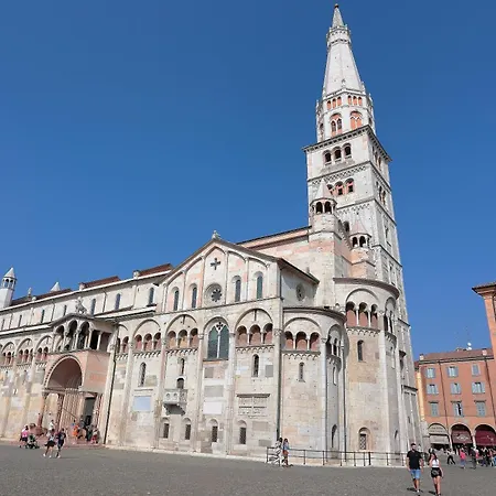 Vicino Al Centro E A Parcheggi Gratuiti - Affresco Strepitoso