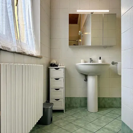 Vicino Al Centro E A Parcheggi Gratuiti - Affresco Strepitoso Módena