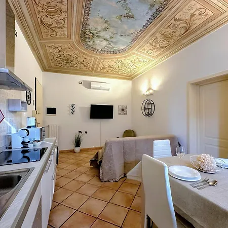 Apartamento Vicino Al Centro E A Parcheggi Gratuiti - Affresco Strepitoso