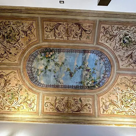 Apartment Vicino Al Centro E A Parcheggi Gratuiti - Affresco Strepitoso *