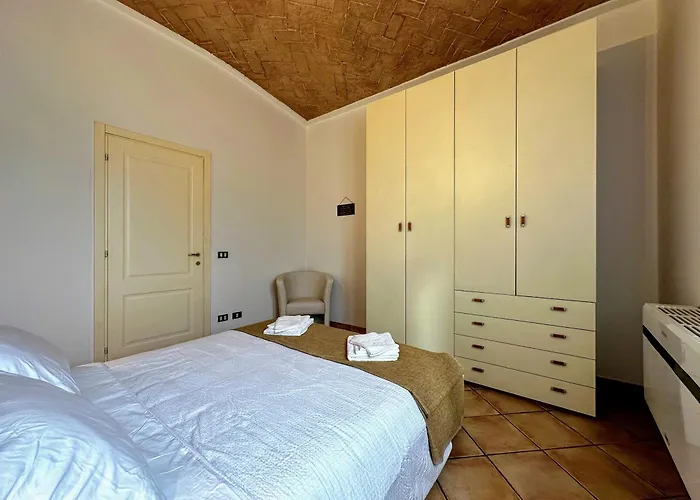 Vicino Al Centro E A Parcheggi Gratuiti - Affresco Strepitoso Διαμέρισμα *