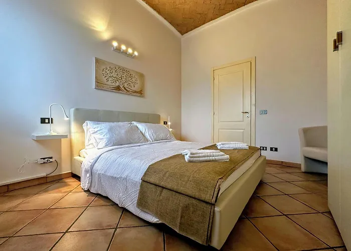 Vicino Al Centro E A Parcheggi Gratuiti - Affresco Strepitoso Modena