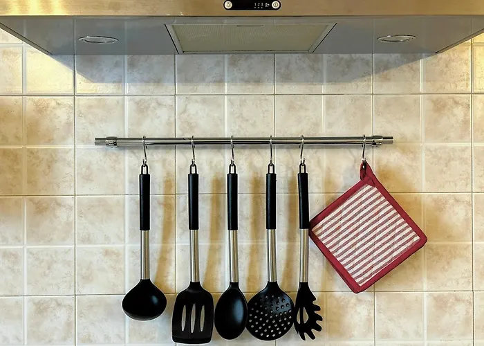 Vicino Al Centro E A Parcheggi Gratuiti - Affresco Strepitoso Διαμέρισμα Μόντενα