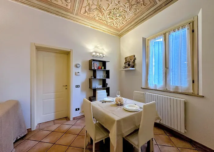 Vicino Al Centro E A Parcheggi Gratuiti - Affresco Strepitoso Μόντενα