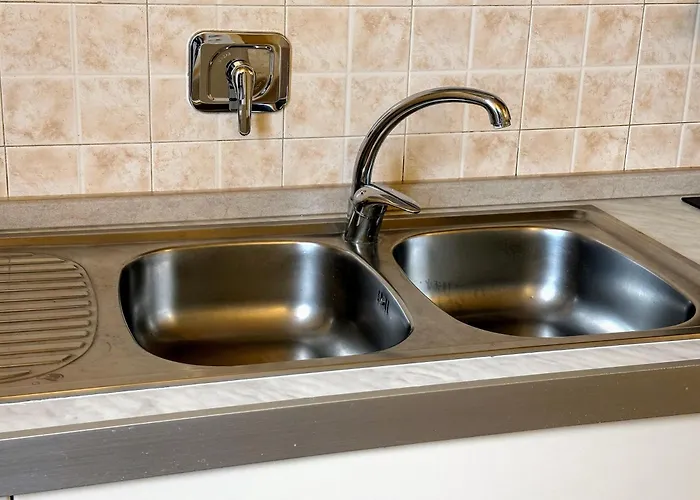 Vicino Al Centro E A Parcheggi Gratuiti - Affresco Strepitoso *