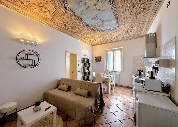 Vicino Al Centro E A Parcheggi Gratuiti - Affresco Strepitoso Διαμέρισμα